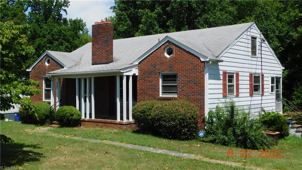 537 Motor Road Winston-Salem, NC 27105 - Photo 1 of 26 Gallery Image 1