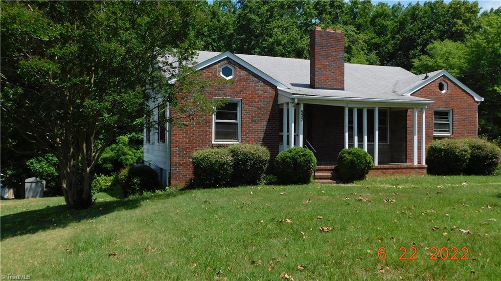 537 Motor Road Winston-Salem, NC 27105 - Photo 2 of 26 Gallery Image 2