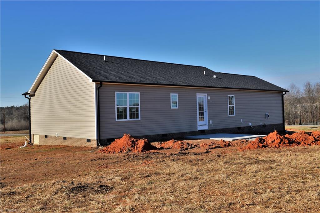 859 Lindsey Bridge Road Madison, NC 27025 - Photo 3 of 26 Picture Updated 12/28/2017
