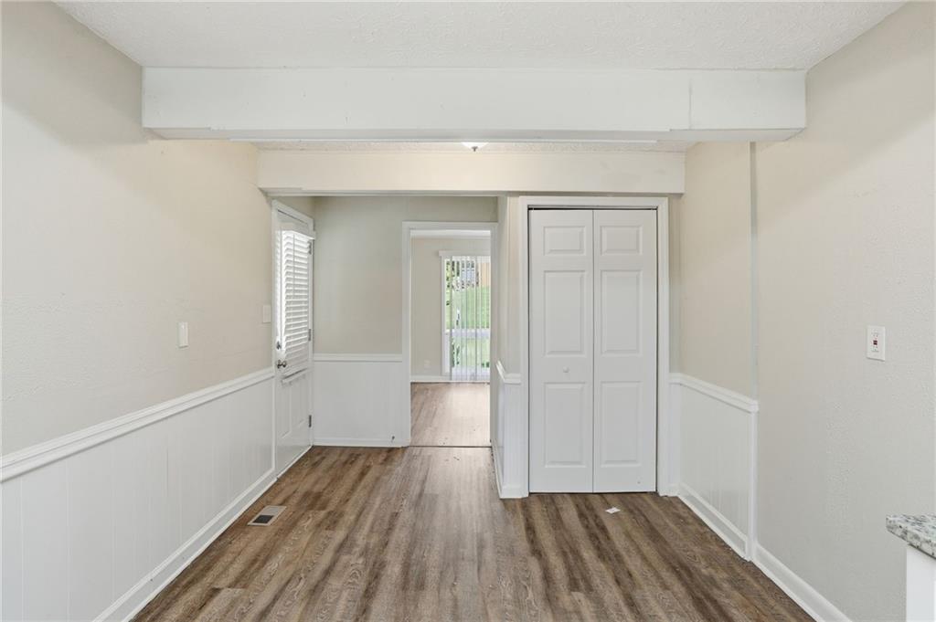 757 Alfred Road Northwest Atlanta, GA 30331 - Photo 10 of 30