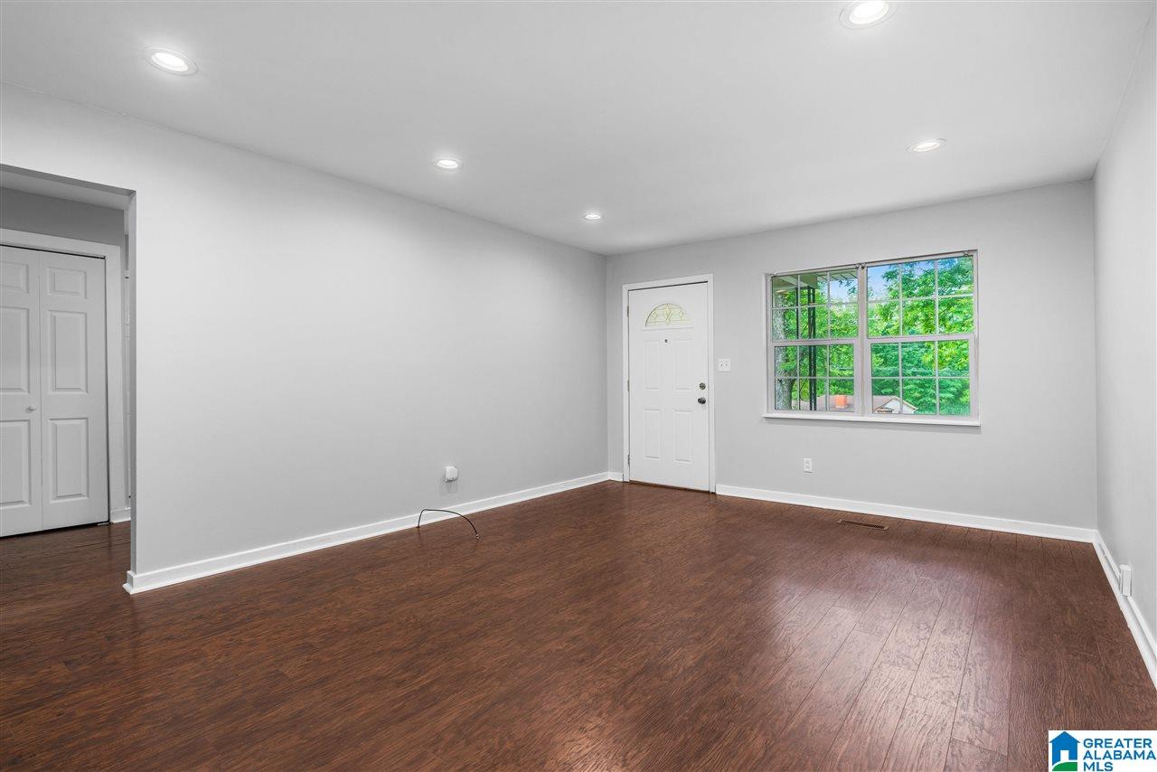 1705 Old Springville Road Birmingham, AL 35235 - Photo 6 of 21