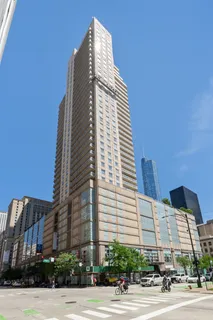 $475,000 | 545 North Dearborn Street, Unit 2301, Chicago, IL 60654