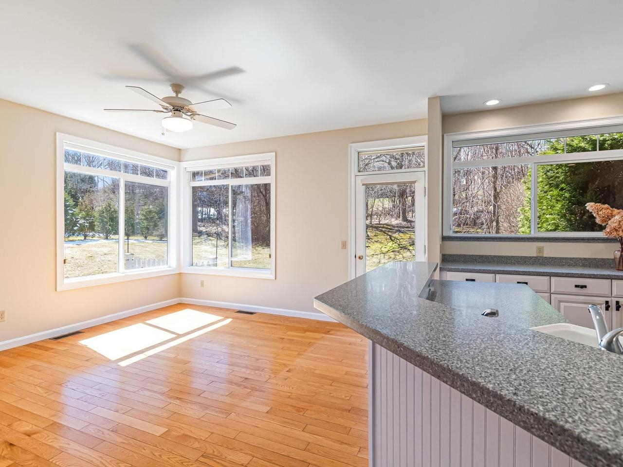 213 Park Road South Burlington, VT 05403 - Photo 18 of 53