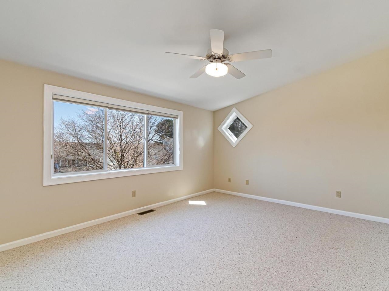 213 Park Road South Burlington, VT 05403 - Photo 35 of 53