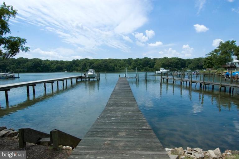 508 Grovethorn Road Middle River, MD 21220 - Photo 4 of 19 a view of wooden deck with lake view