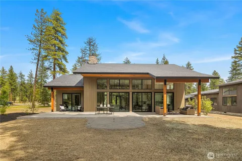 $1,595,000 | 1800 Wanawish Loop, Cle Elum, WA 98922
