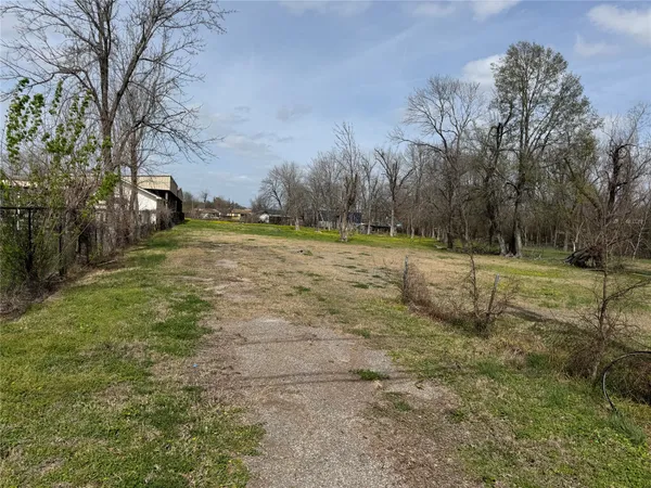 $285,900 | 2523 Lone Oak Road, Houston, TX 77093