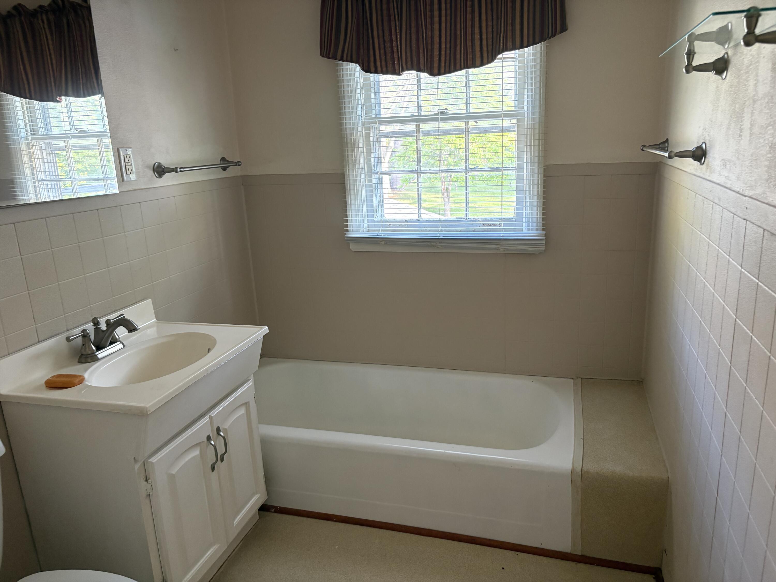 206 Park Street LaFayette, GA 30728 - Photo 13 of 15 IMG_8618