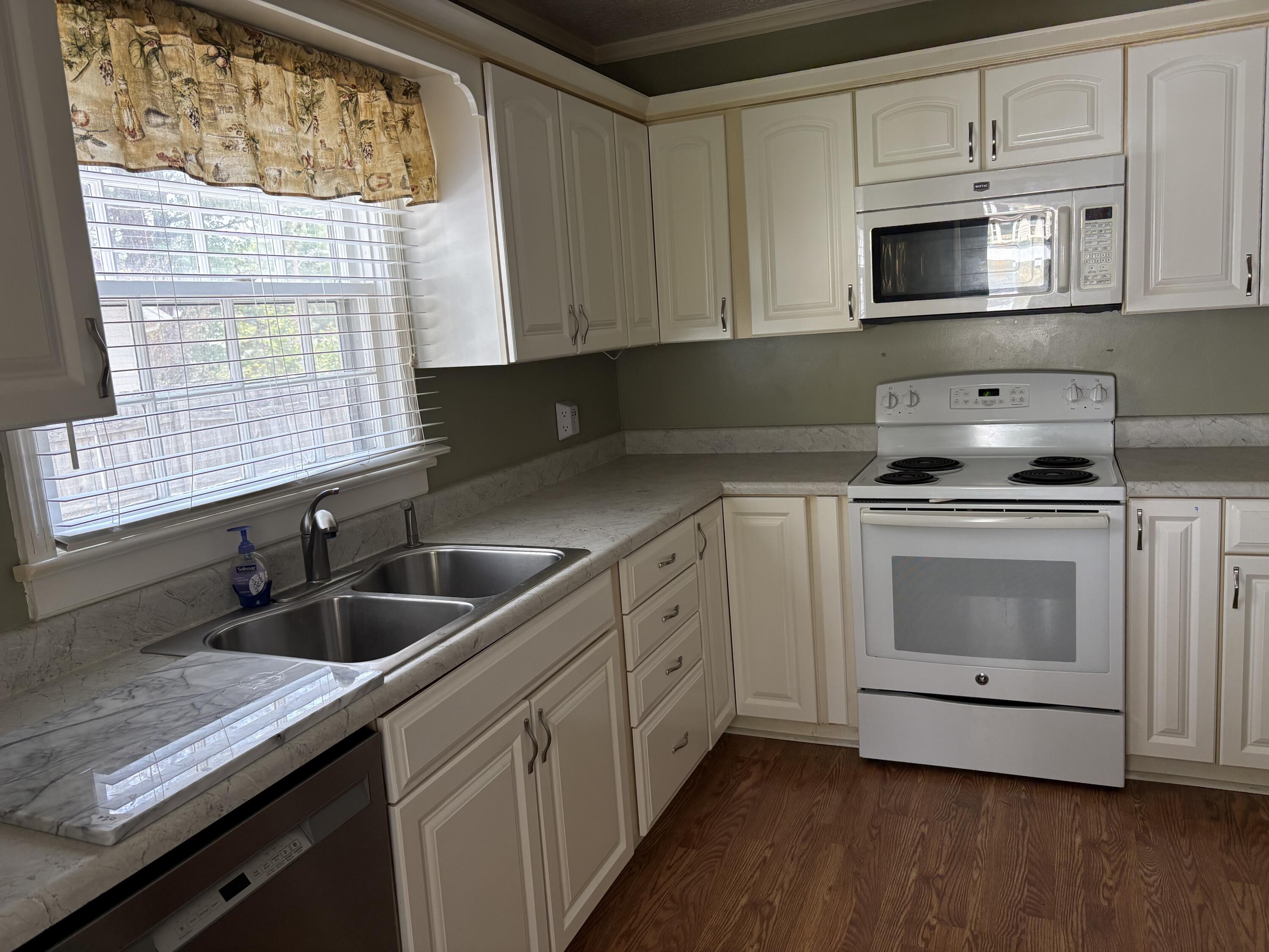 206 Park Street LaFayette, GA 30728 - Photo 15 of 15 IMG_8624