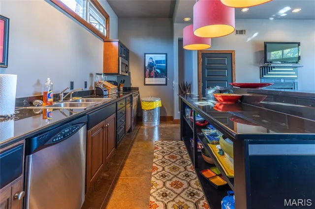 $319,000 | 814 Auburn Drive, Unit 7, Sikeston, MO 63801