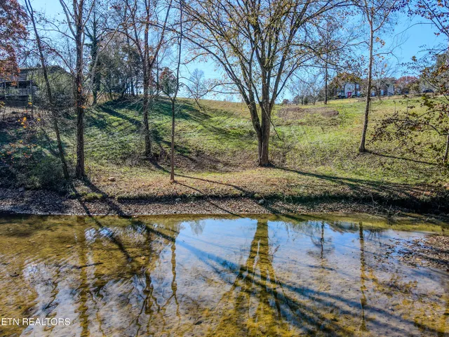 $189,900 | 165 Rebel Road, Harriman, TN 37748