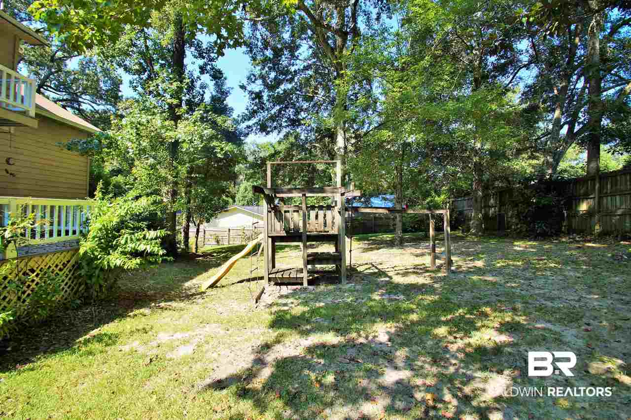 509 Church Avenue Daphne, AL 36526 - Photo 24 of 28 Yard