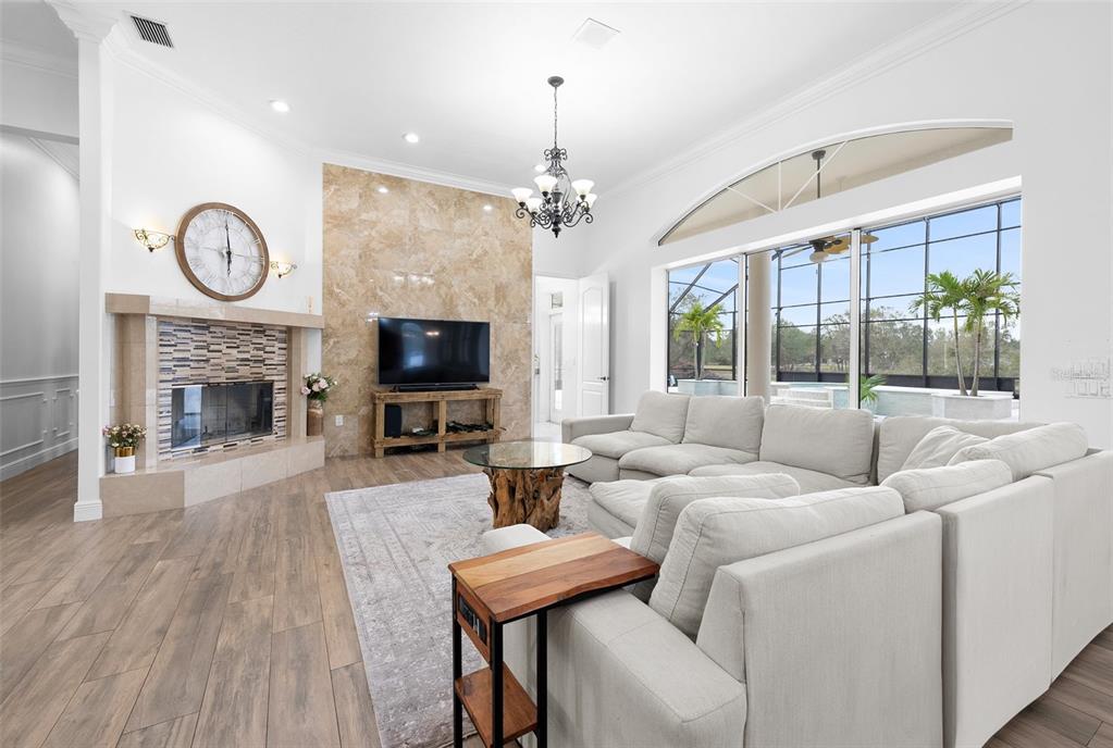 1450 Bern Creek Loop Sarasota, FL 34240 - Photo 14 of 95