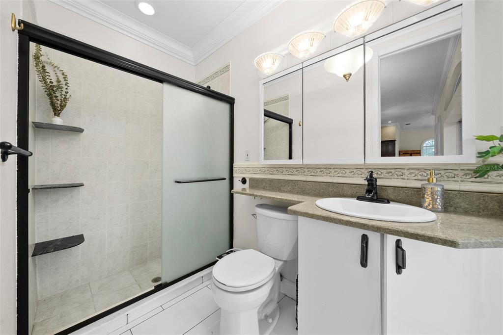 1450 Bern Creek Loop Sarasota, FL 34240 - Photo 18 of 95