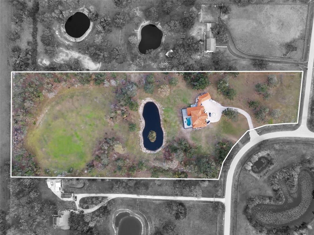 1450 Bern Creek Loop Sarasota, FL 34240 - Photo 2 of 95