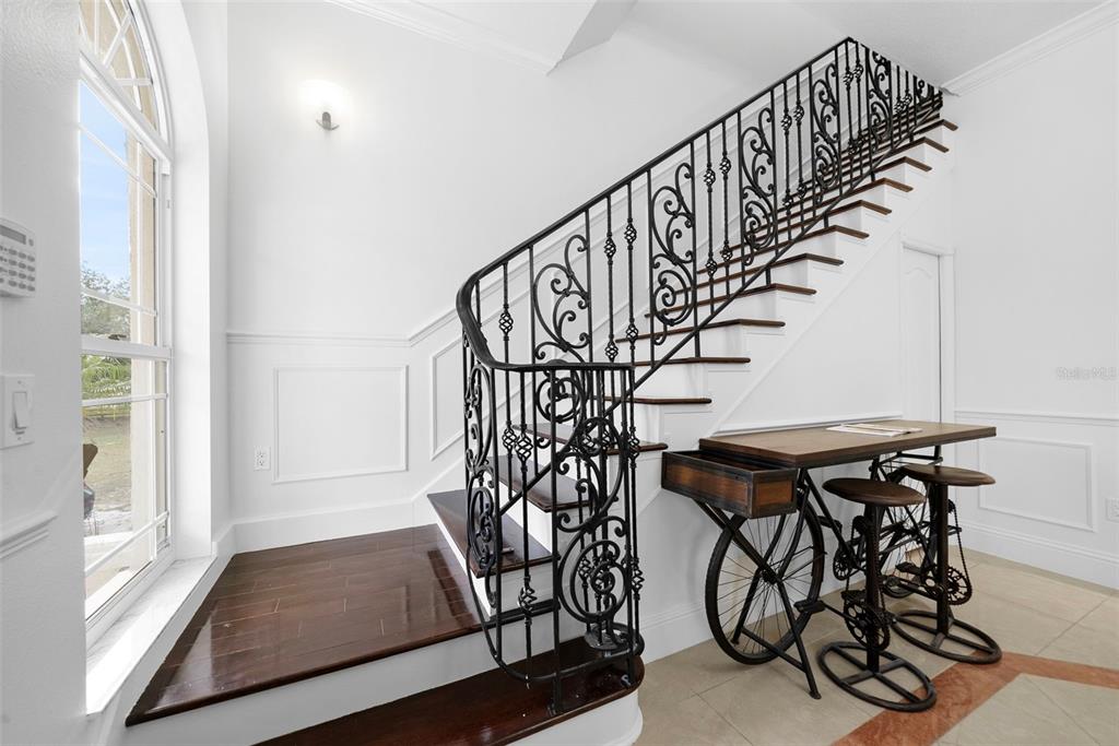 1450 Bern Creek Loop Sarasota, FL 34240 - Photo 68 of 95 a view of entryway with furniture