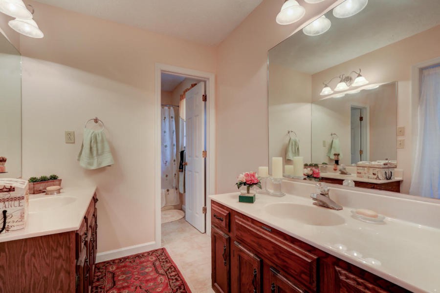 8805 Nubbin Ridge Road Knoxville, TN 37923 - Photo 17 of 25 Gallery Image 17