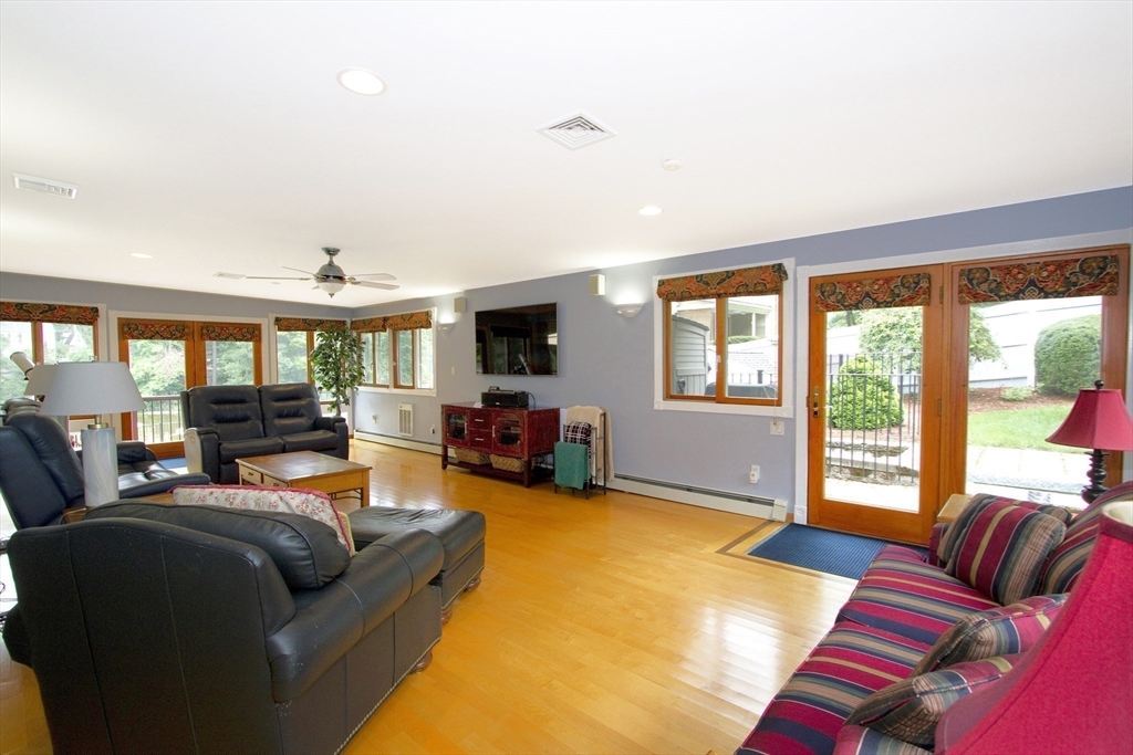 4 Johns Avenue Middleton, MA 01949 - Photo 23 of 36
