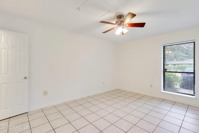 $95,000 | 701 South College Road, Lafayette, LA 70503