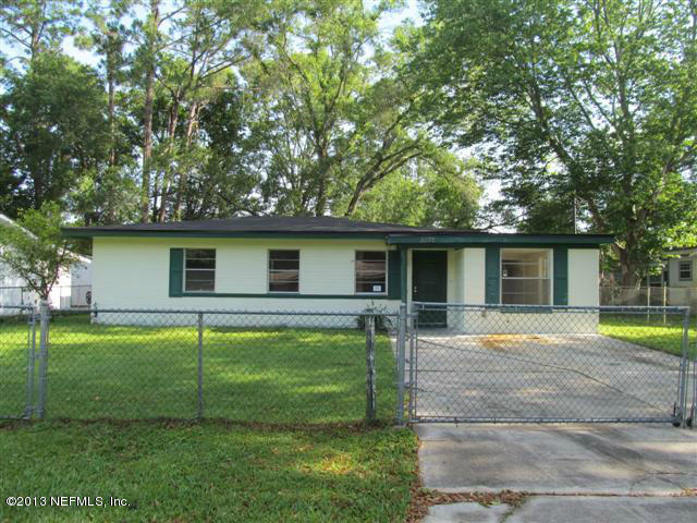 5175 Woodcrest Road Jacksonville, FL 32205 - Photo 1 of 7 IMG_3450