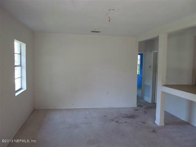 5175 Woodcrest Road Jacksonville, FL 32205 - Photo 2 of 7 IMG_3465
