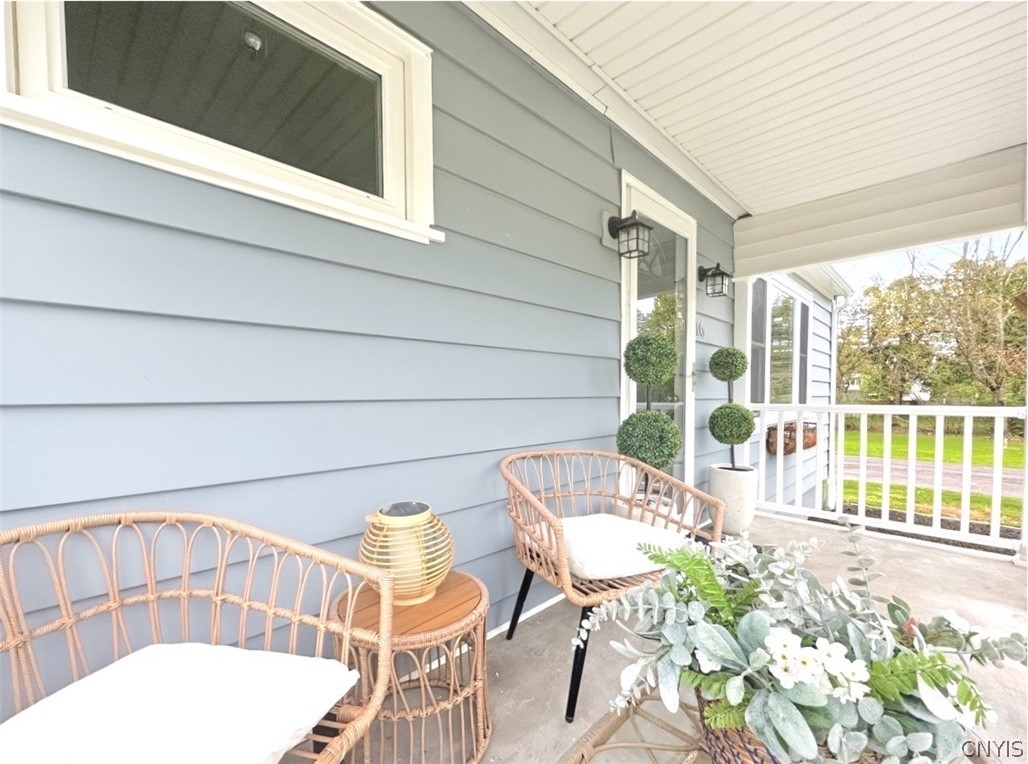 16 Homestead Road East New Hartford, NY 13323 - Photo 5 of 43