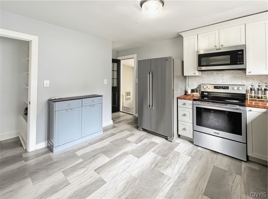 16 Homestead Road East New Hartford, NY 13323 - Photo 10 of 43