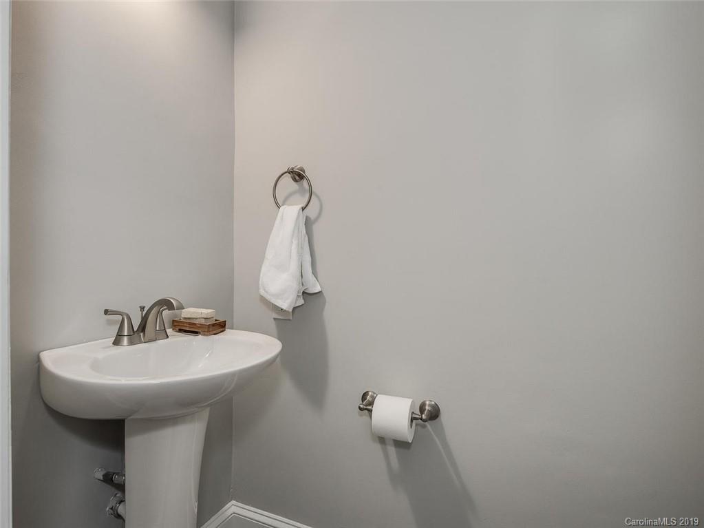 2711 Inverness Road Charlotte, NC 28211 - Photo 15 of 31 Gallery Image 15