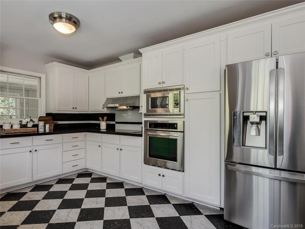 2711 Inverness Road Charlotte, NC 28211 - Photo 9 of 31 Gallery Image 9