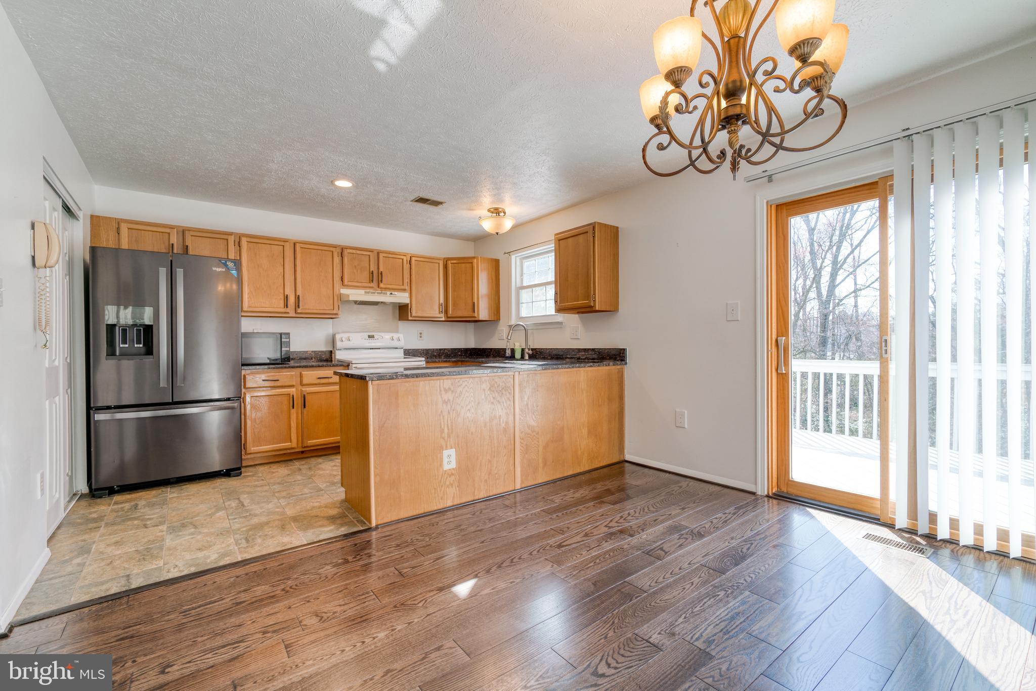 319 Rambling Ridge Court Pasadena, MD 21122 - Photo 8 of 25