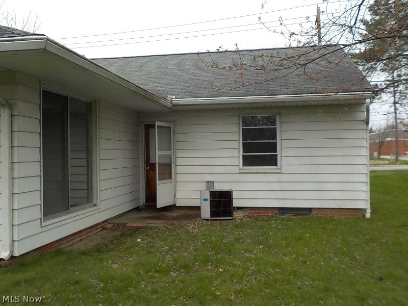 22810 Emery Road Cleveland, OH 44128 - Photo 21 of 21 Gallery Image 21