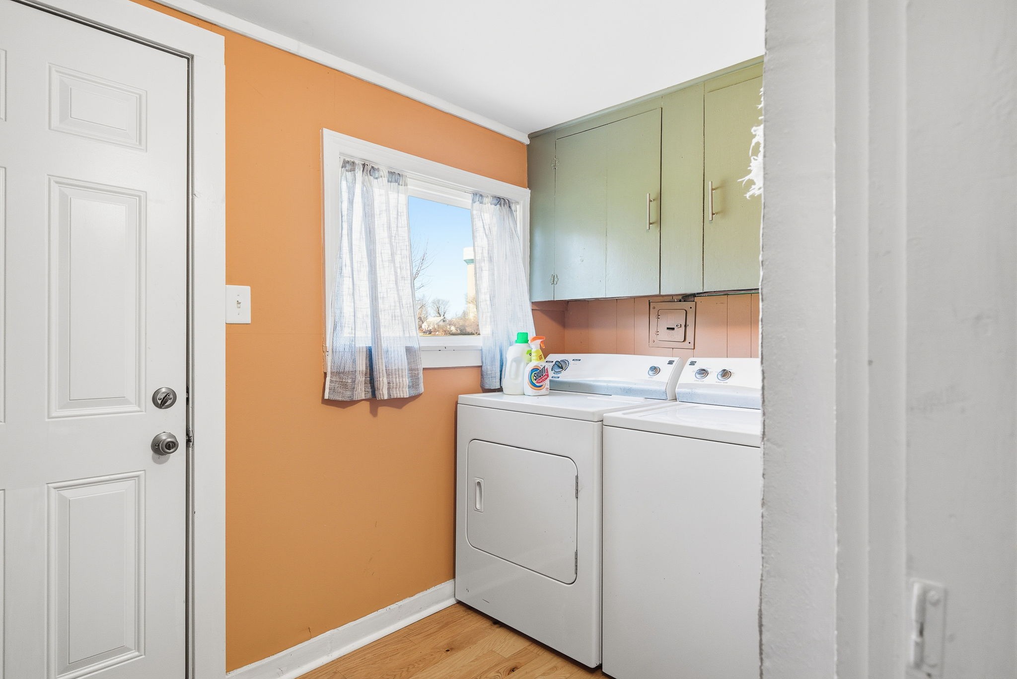 143 Double Springs Road Cookeville, TN 38501 - Photo 19 of 38 a bathroom with a sink and a mirror