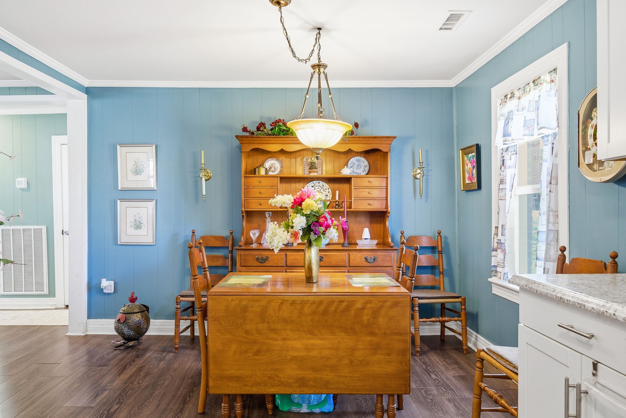 143 Double Springs Road Cookeville, TN 38501 - Photo 9 of 38 a bed room with a bed mirror and a window