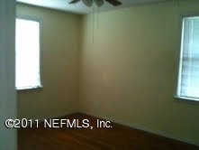 1785 Planters Road Jacksonville, FL 32207 - Photo 3 of 8