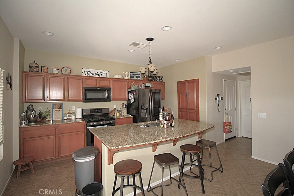 924 Condor Street Barstow, CA 92311 - Photo 13 of 52