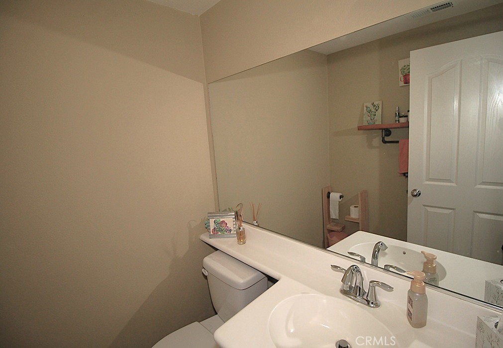 924 Condor Street Barstow, CA 92311 - Photo 14 of 52