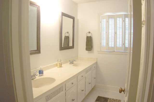 118 Holly Road Taylors, SC 29687 - Photo 17 of 21 Gallery Image 17