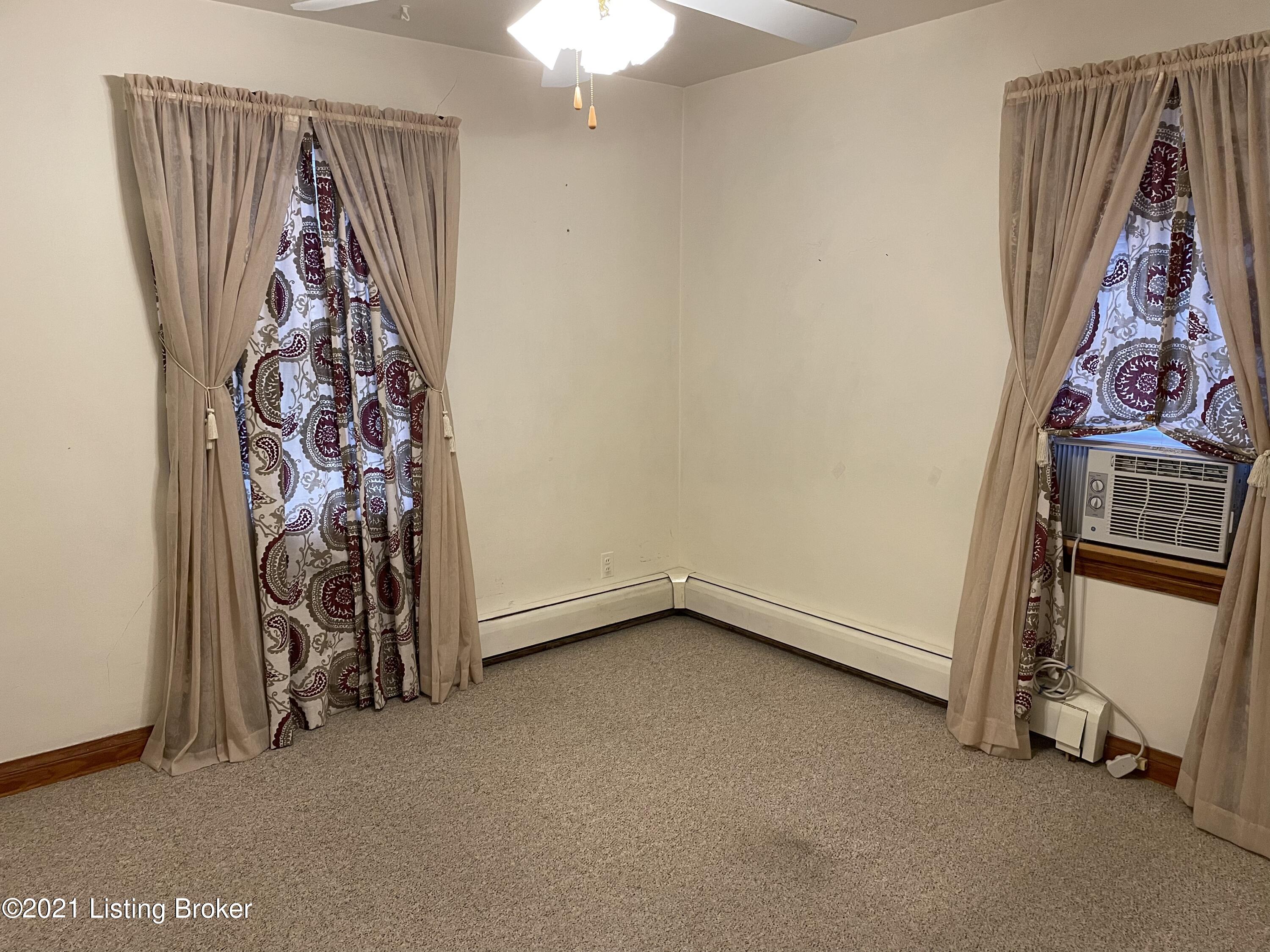 8205 Kerry Road Louisville, KY 40258 - Photo 14 of 19 CAE9ECD9-D640-436D-81CB-9A5E2AED27D4