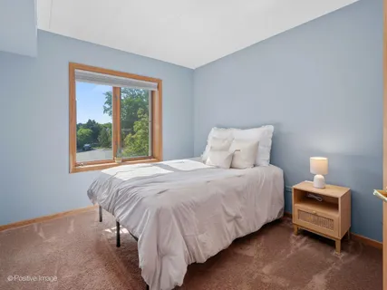 $384,900 | 175 West Brush Hill Road, Unit 104, Elmhurst, IL 60126