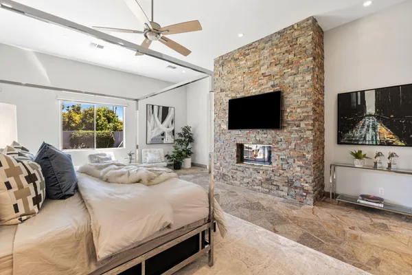 $2,495,000 | 28 Clancy Lane South, Rancho Mirage, CA 92270