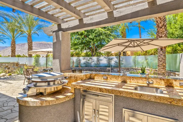 $2,495,000 | 28 Clancy Lane South, Rancho Mirage, CA 92270