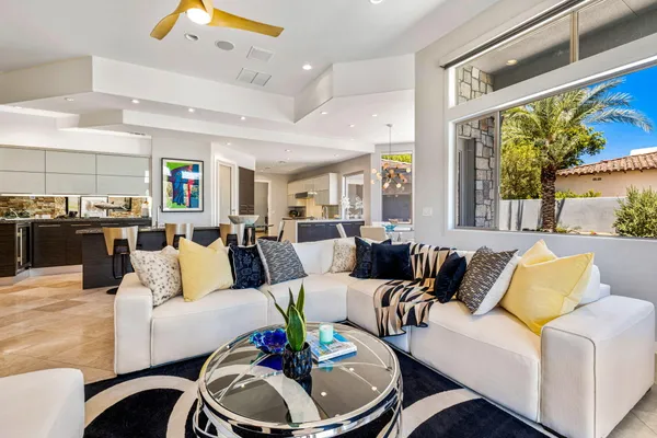 $2,495,000 | 28 Clancy Lane South, Rancho Mirage, CA 92270