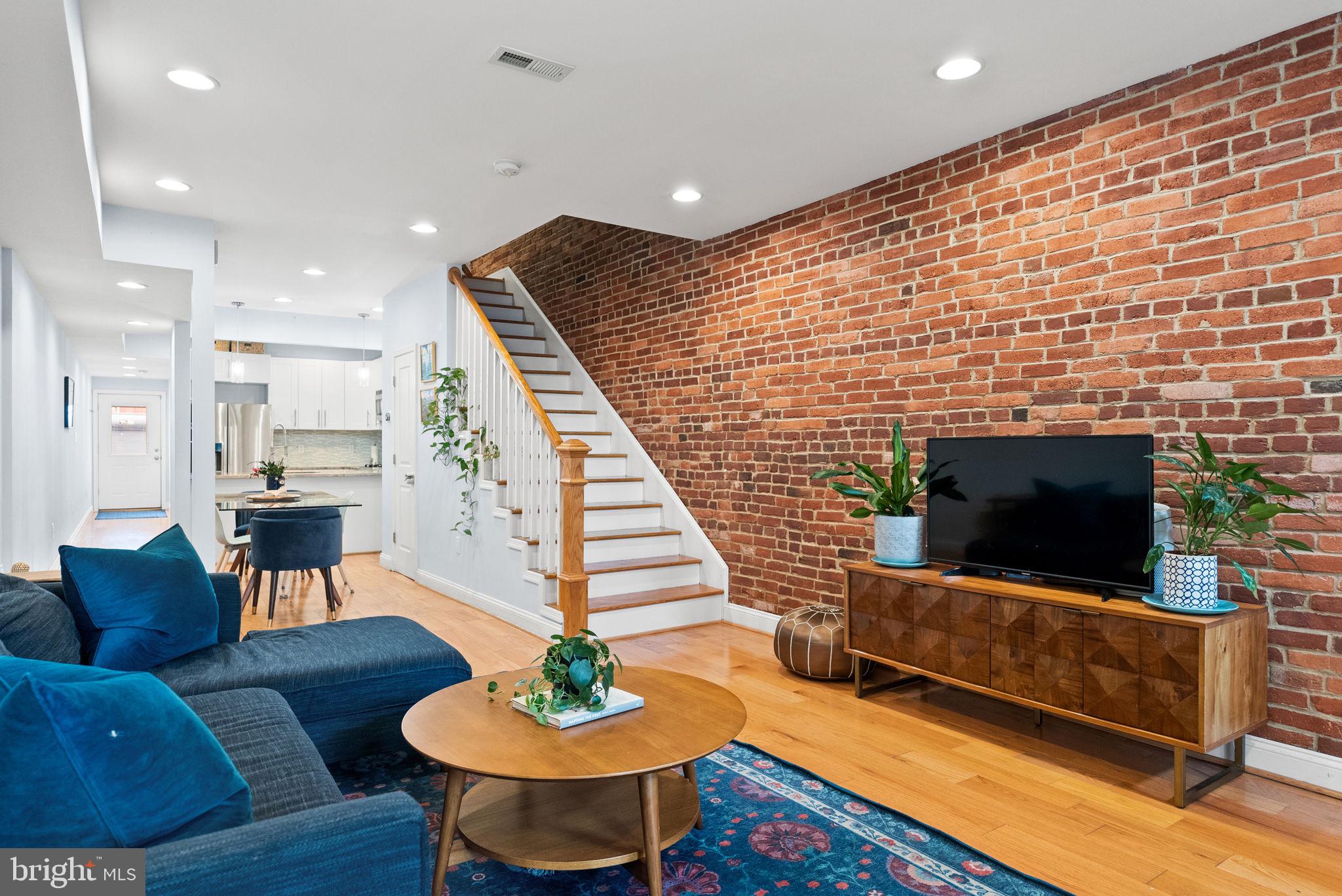 712 C Street Northeast Washington, DC 20002 - Photo 4 of 19