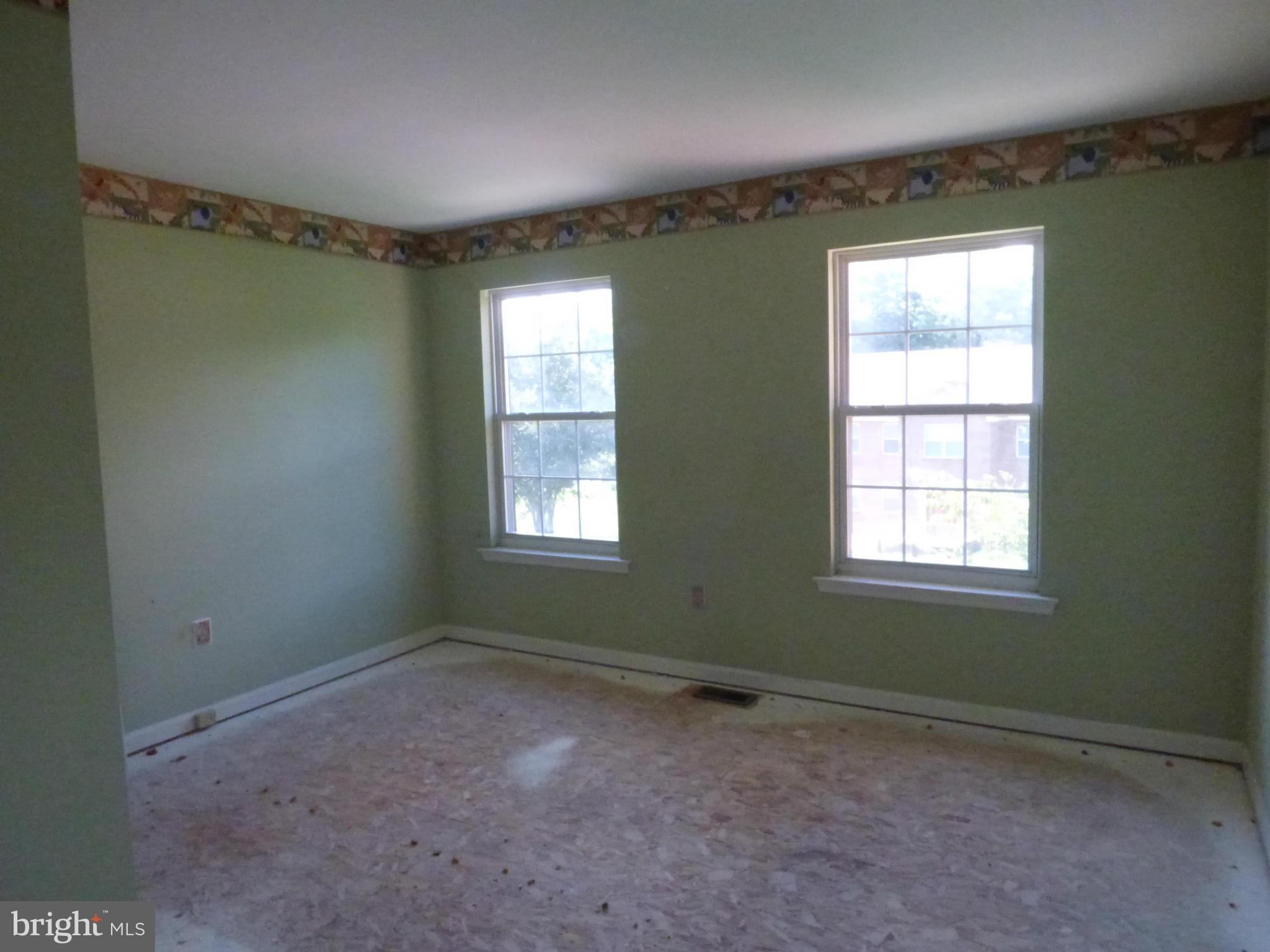 8905 Edison Lane Clinton, MD 20735 - Photo 11 of 24 Bedroom