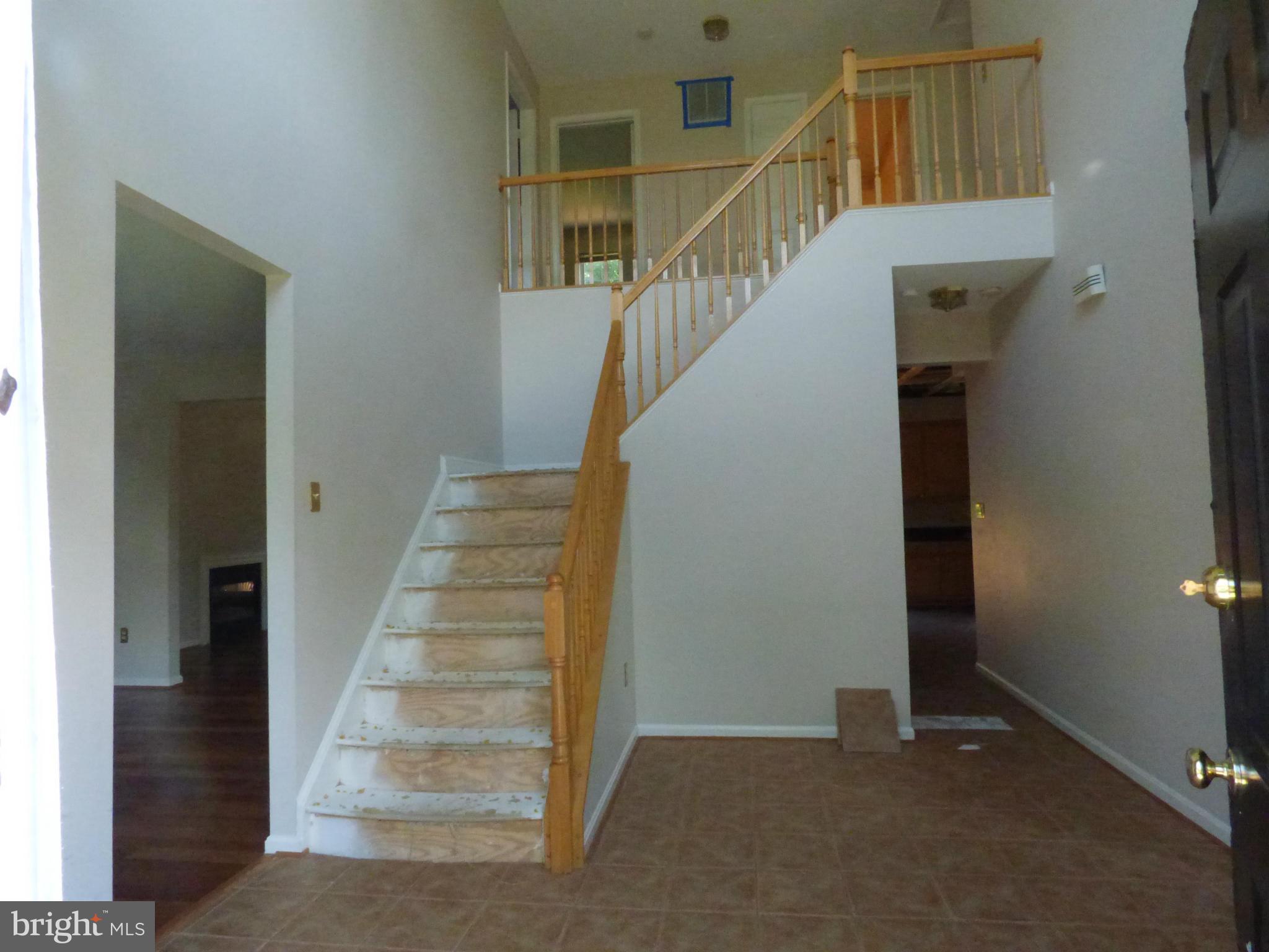 8905 Edison Lane Clinton, MD 20735 - Photo 19 of 24 Interior (General)