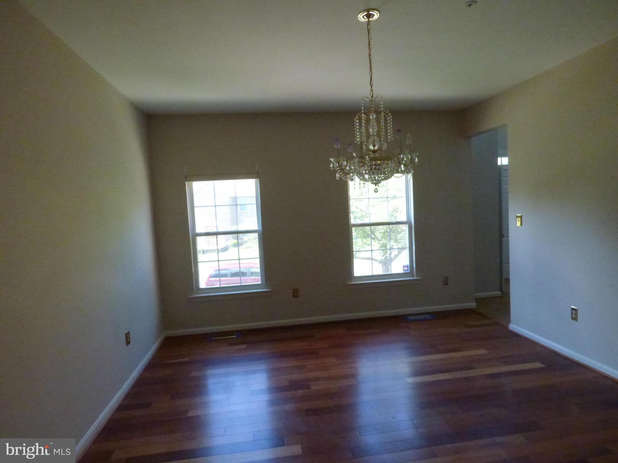 8905 Edison Lane Clinton, MD 20735 - Photo 3 of 24 Dining Room