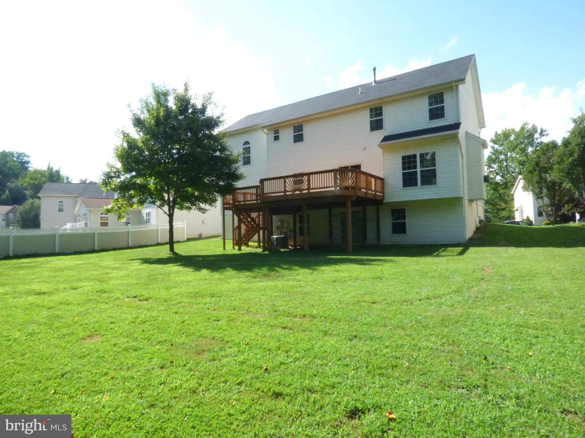 8905 Edison Lane Clinton, MD 20735 - Photo 22 of 24 Exterior (Rear)