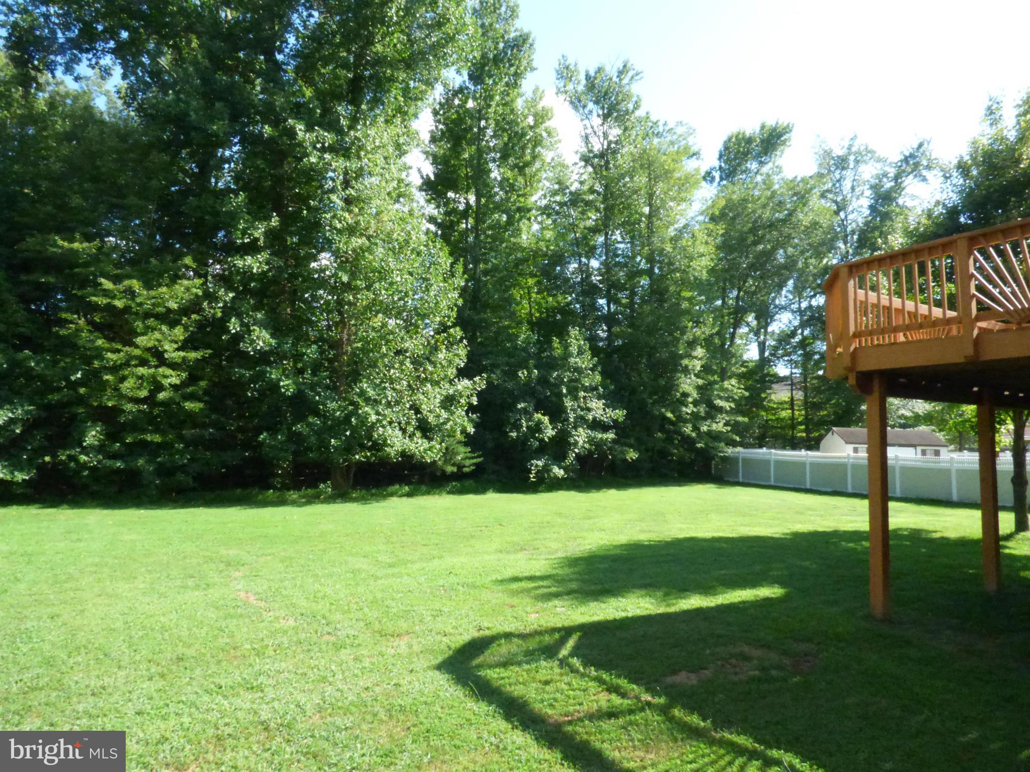 8905 Edison Lane Clinton, MD 20735 - Photo 24 of 24 Exterior (Rear)