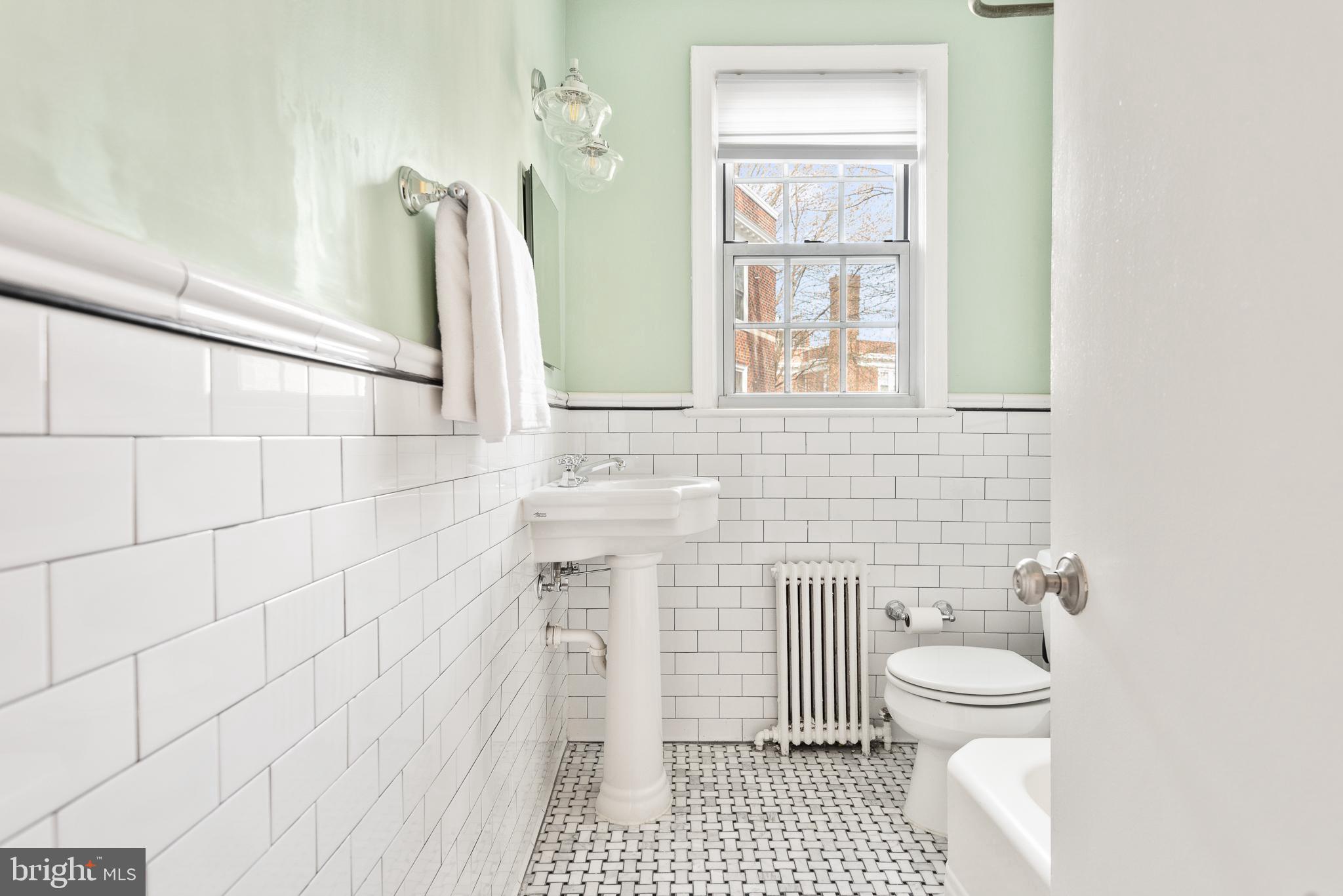2800 Devonshire Place Northwest, Unit 102 Washington, DC 20008 - Photo 13 of 20