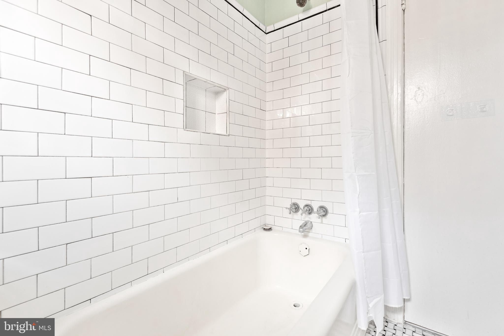 2800 Devonshire Place Northwest, Unit 102 Washington, DC 20008 - Photo 14 of 20